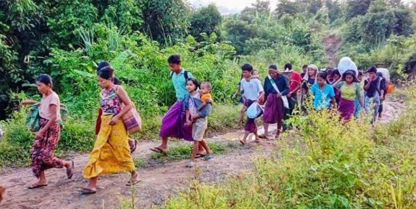 Some villagers in Chin State have fled to the Indian border in recent days. (Photo: Khine Murn Chun / Facebook)