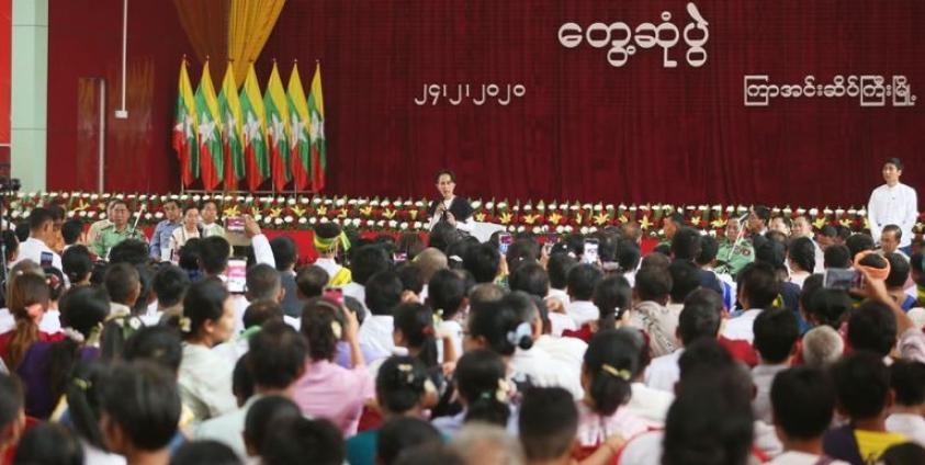 State Counselor meeting with public in Kyarinseikkyi