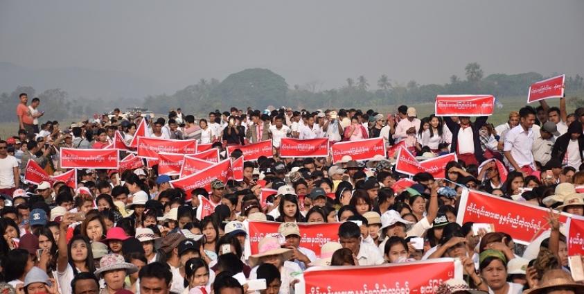 Protesters gathering to oppose the proposed name change (Photo: MNA)