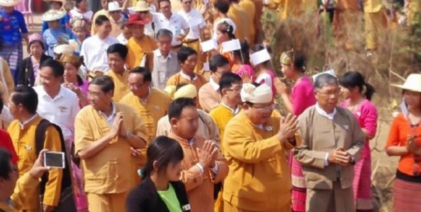 The Shan Nationalities League for Democracy (SNLD) campaign during the 2015 general election.