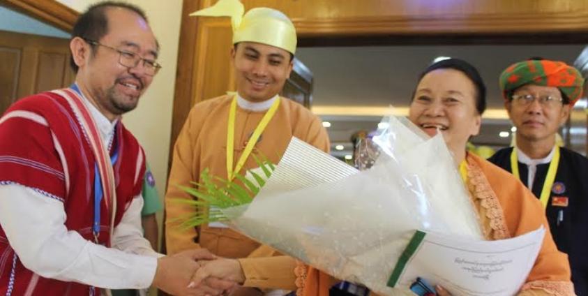 New Karen State Chief Minister Nan Khin Htwe Myint (Second from right)