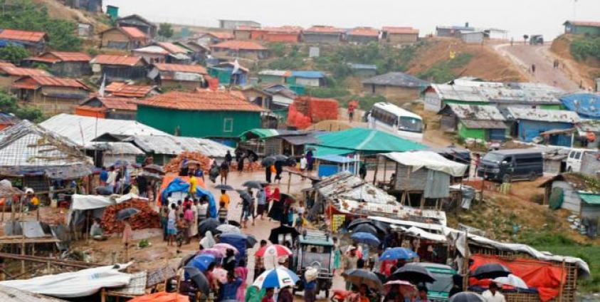 A general view of a Rohingya refugees' makeshift camp in Kutubpalang, Cox Bazar district, Bangladesh. Photo: EPA