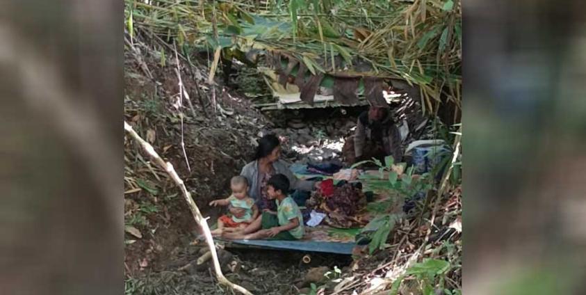 Caption: IDPs from Gwa Township, Arakan State, take shelter in the jungle. (Photo: Thet Lwin Phyo)