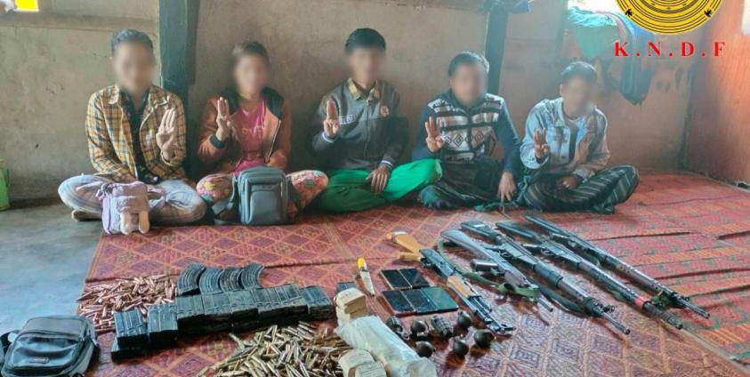 Three policemen and two policewomen, with weapons from Bawlakhe Township Police, defected to the resistance forces