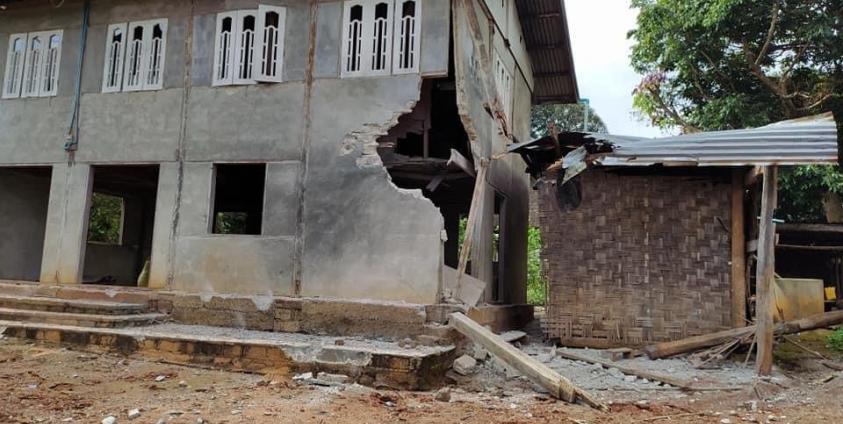 Villagers house at Set Taw village