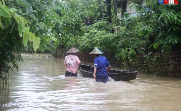 ကျောက်တော်မြို့နယ်၊ ညောင်ချောင်းကျေးရွာတွင် ဩဂုတ်လ ၇ ရက်နေ့က ဒီရေမြင့်တက်လာစဉ်။