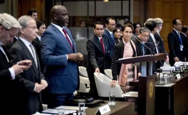 Myanmar State Counselor Aung San Suu Kyi (C-R) and Abubacarr Tambadou (3-L), minister of justice of The Gambia, appear before the International Court of Justice (ICJ) at the Peace Palace in The Hague, Netherlands, 10 December. Photo: EPA