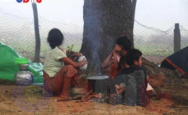 IDP children in Arakan State in early 2019.