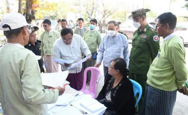 Civil servants under the military regime conduct a population census in Sittwe. (Photo: Thikyar Saychin Ngwe Thazin)