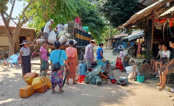 ဗန်းမော်မြို့ စစ်ရှောင် အိမ်ထောင်စု ၁၂ စု နေရပ်ပြန်