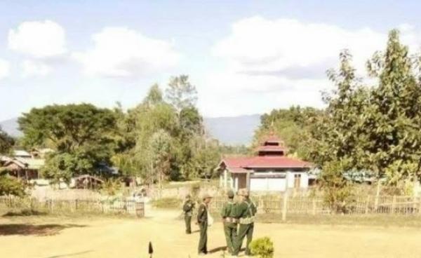 Manpang People’s Militia soldiers.