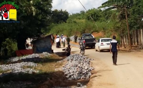 Photo by SHAN- A military checkpoint in Khojom village, Monghsu Township