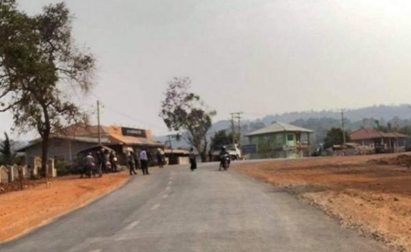 Check point at 4 mile Taunggyi capital of Shan State