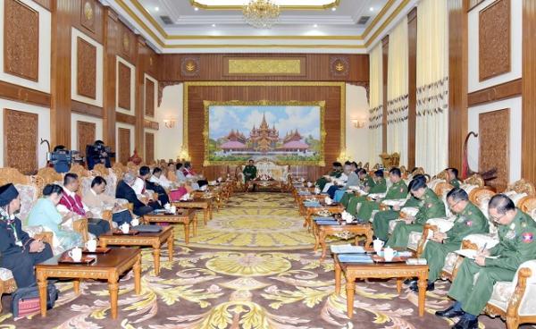 Commander in Chief General Min Aung Hlaing meet with PPST team old picture in 2018