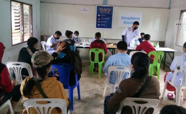 A Vaccination Campaign Taking Place in an Ethnic Armed Organization Area. (Photo-CTF)