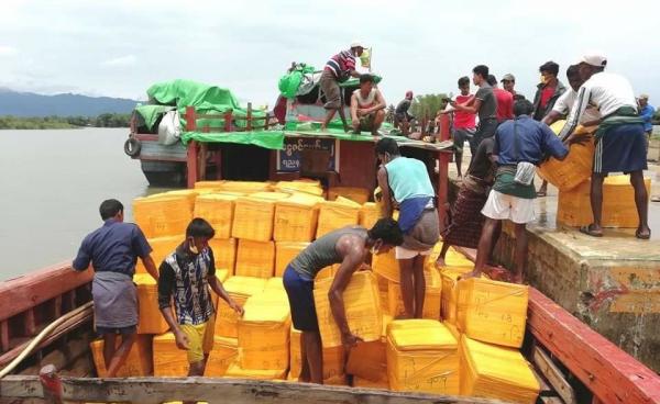 Caption: A border trade camp in Arakan State. (Photo: RSCCI)