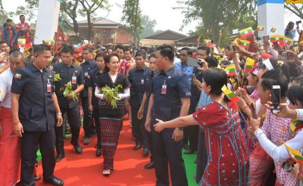 Daw  Aung San Suu Kyi’s trip to Karen State (MOI)