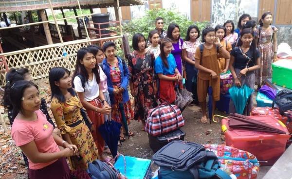 IDP students slated to sit the matriculation exam in Arakan State.