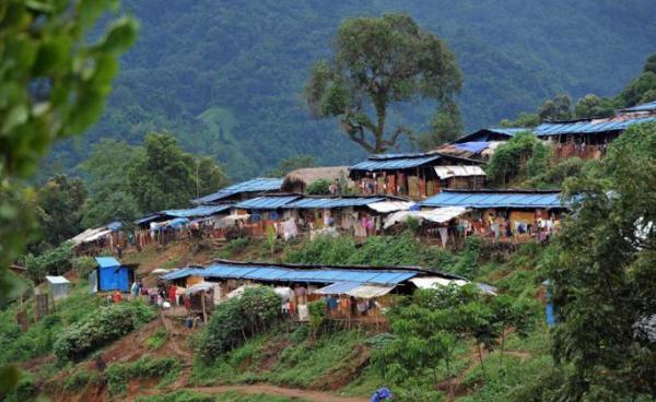 This picture taken on September 19, 2012 shows the Nhkawng Pa Internally Displaced People's (IDP) camp in Moe Mauk township, near Laiza, a town in Myanmar's northern Kachin state home to the ethnic Kachin rebels' headquarters.  Photo: AFP