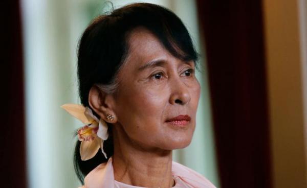 Myanmar democracy icon Aung San Suu Kyi and Norway's Prime Minister give a press conference in Oslo on June 15, 2012. Photo: AFP