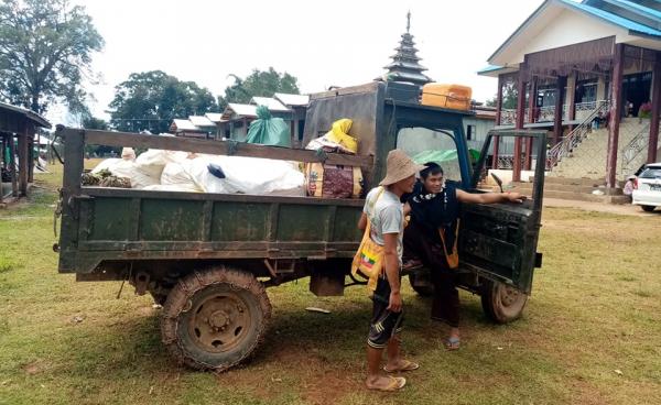 ပုံစာ - နေရပ်ပြန်ရန် ပြင်ဆင်နေသည့် စစ်ရှောင်များ