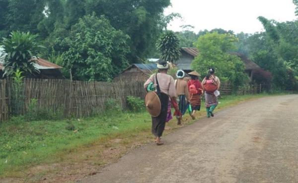 IDPs return home from Wan Phein Kham Monastery (Photo – SSM)