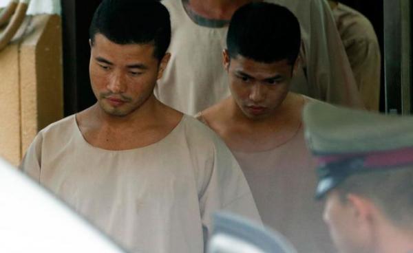 Myanmar murder defendants Zaw Lin (L) and Wai Phyo (R) are escorted by Thai police officers after they were sentenced to death at a provincial court in Nonthaburi province, Thailand, 29 August 2019. Photo: EPA