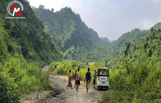 ကျောက်ပန္ဒူ - စေတီပြင် မေယုတောင်ကျော်လမ်း တစ်နေရာကို ၂၀၂၄ ခုနှစ် အောက်တိုဘာလကတွေ့ရစဉ်။